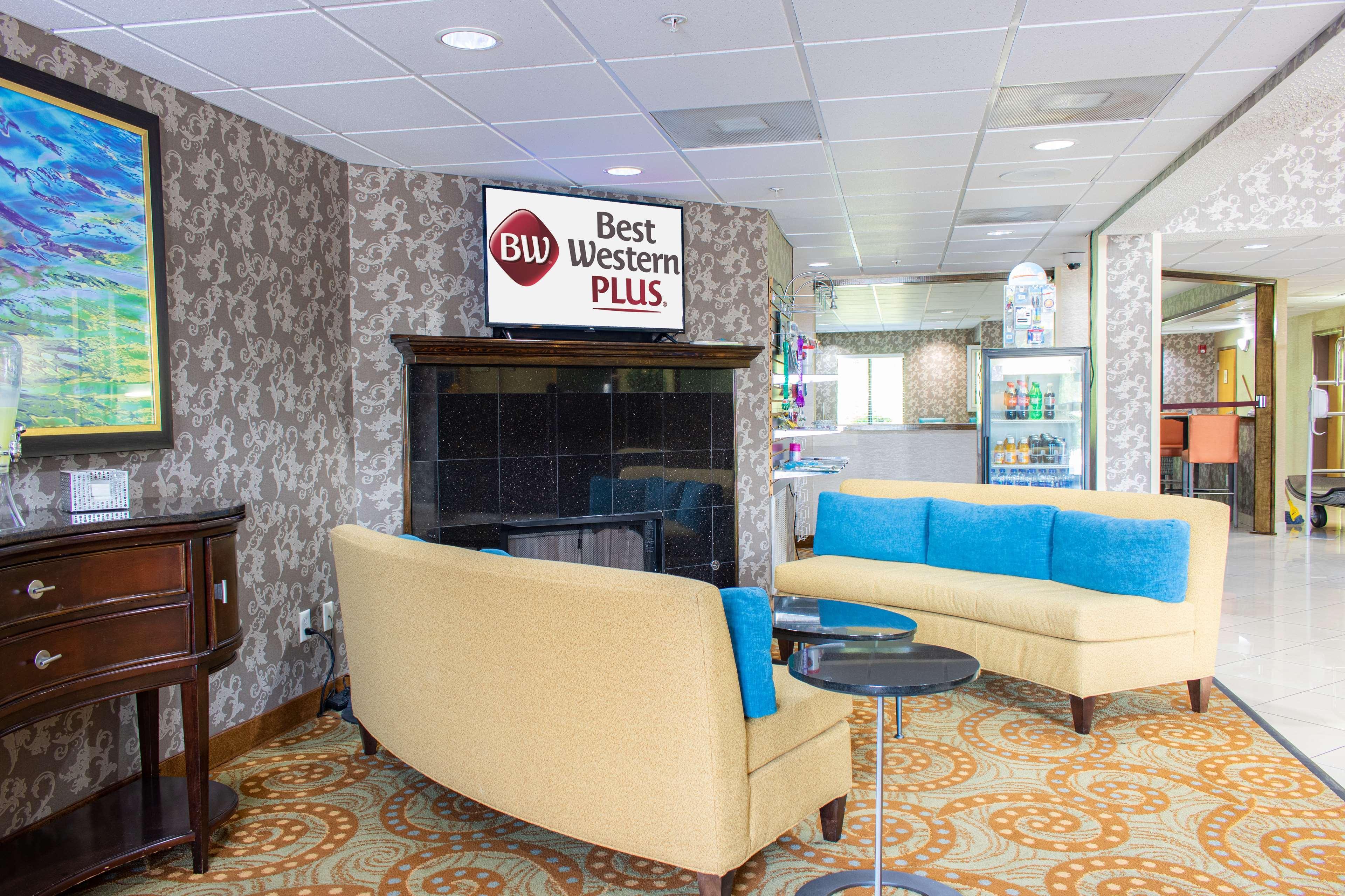 Best Western Plus Richmond Hill Inn Eksteriør bilde