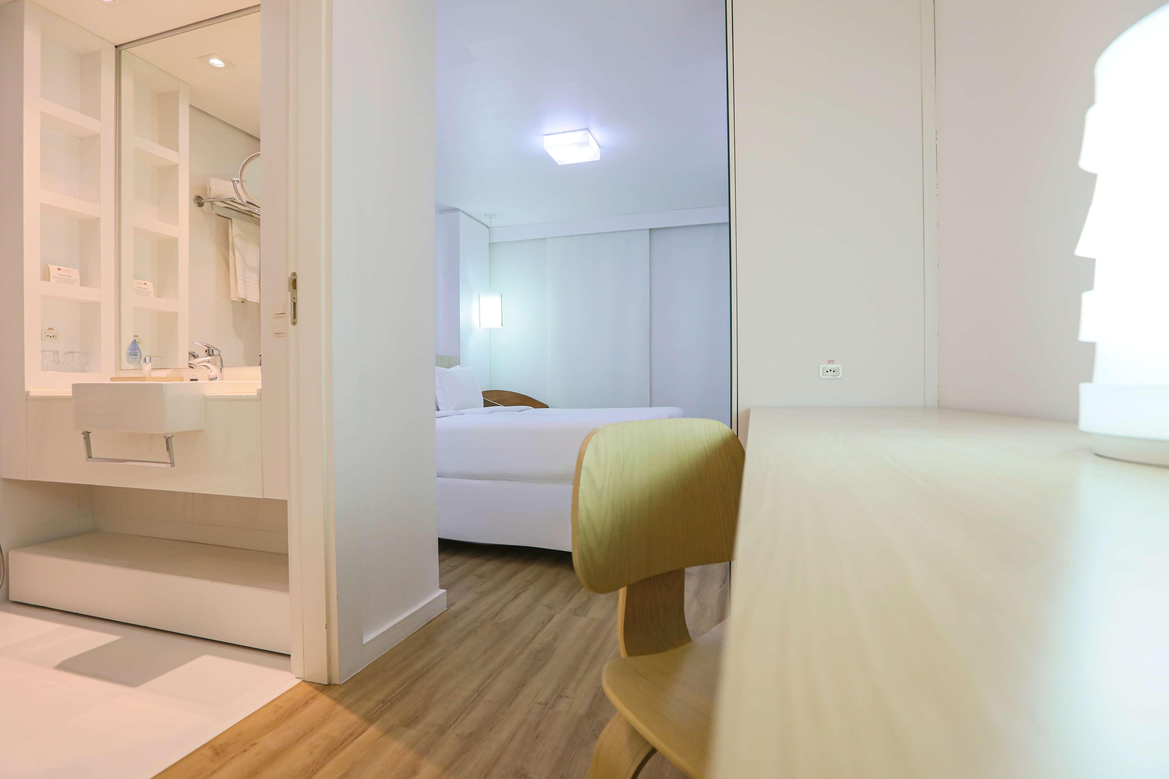 Best Western Plus Richmond Hill Inn Eksteriør bilde